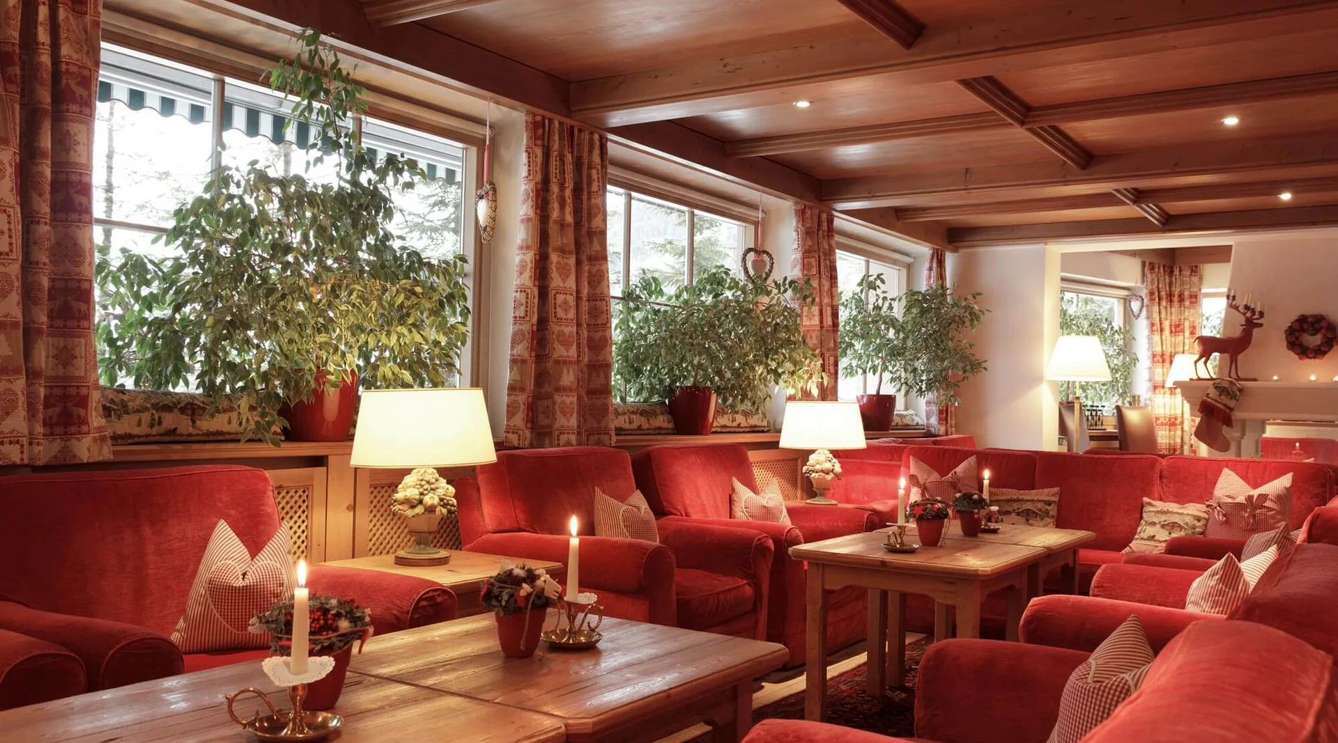 Hotel Lech in Lech am Arlberg | Sehr b‘sundrig seit 1954 Hotel Lech in Lech am Arlberg | Sehr b‘sundrig seit 1954